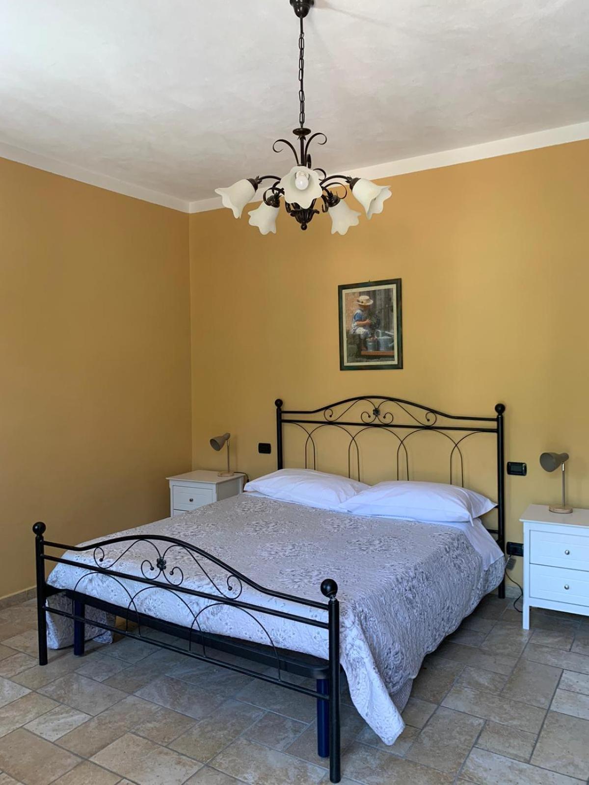 Agriturismo Cascina Anri Манго Экстерьер фото