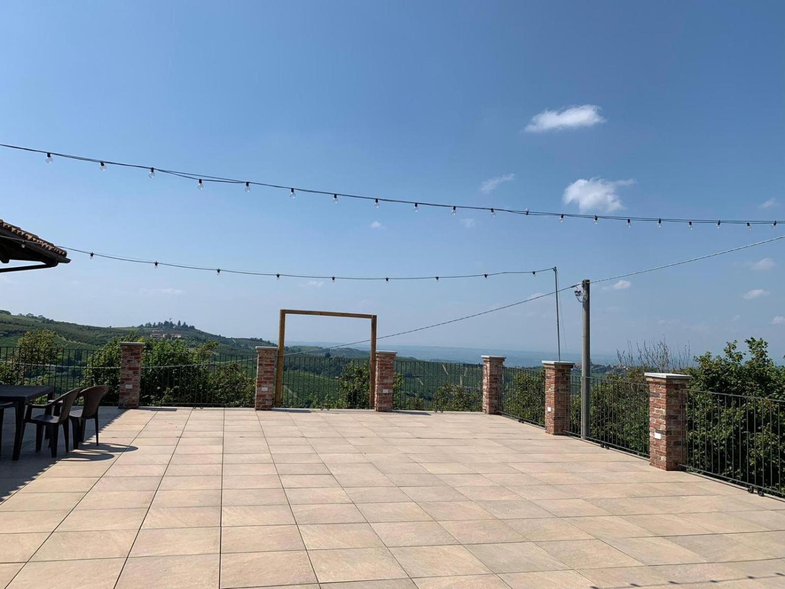 Agriturismo Cascina Anri Манго Экстерьер фото